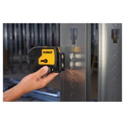 DeWALT Laser Pointer - 3-Beam 9 DeWALT Laser Pointer - 3-Beam -Tool Nomic Sales 00275678c L